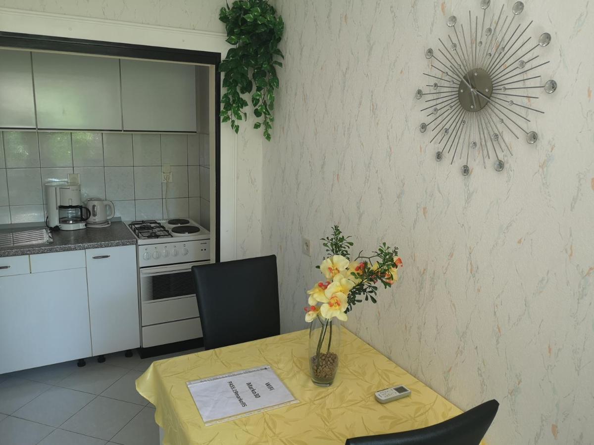 חוואר Apartments & Rooms Anita מראה חיצוני תמונה