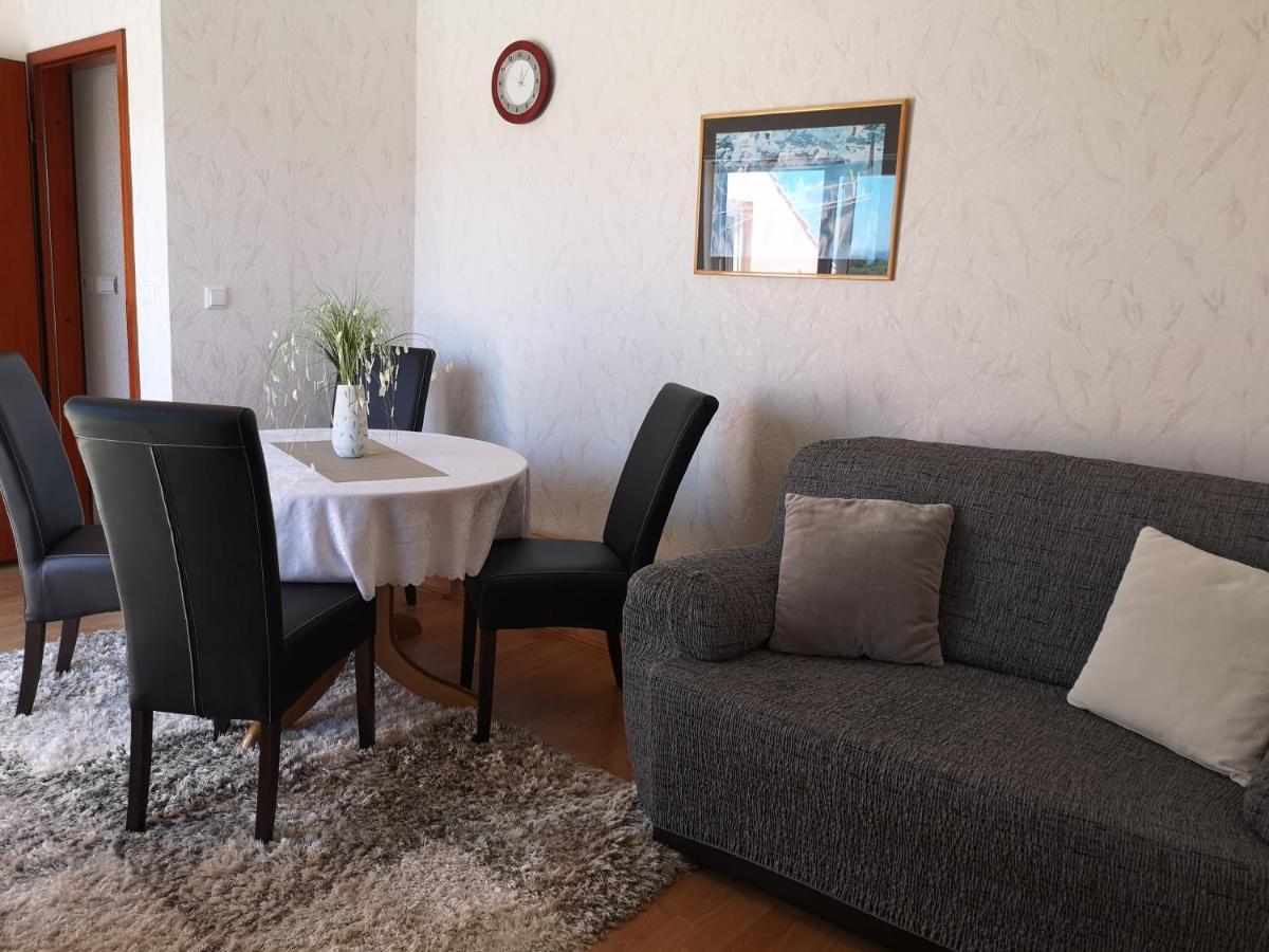 חוואר Apartments & Rooms Anita מראה חיצוני תמונה