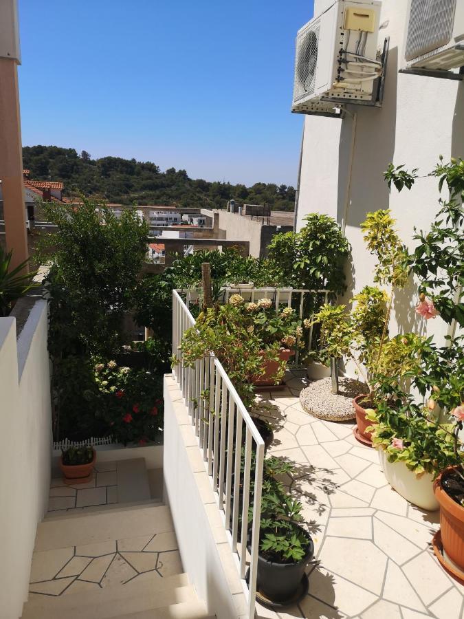 חוואר Apartments & Rooms Anita מראה חיצוני תמונה