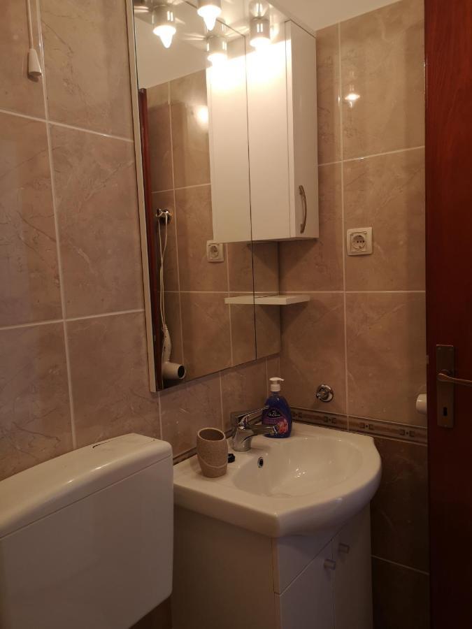 חוואר Apartments & Rooms Anita מראה חיצוני תמונה