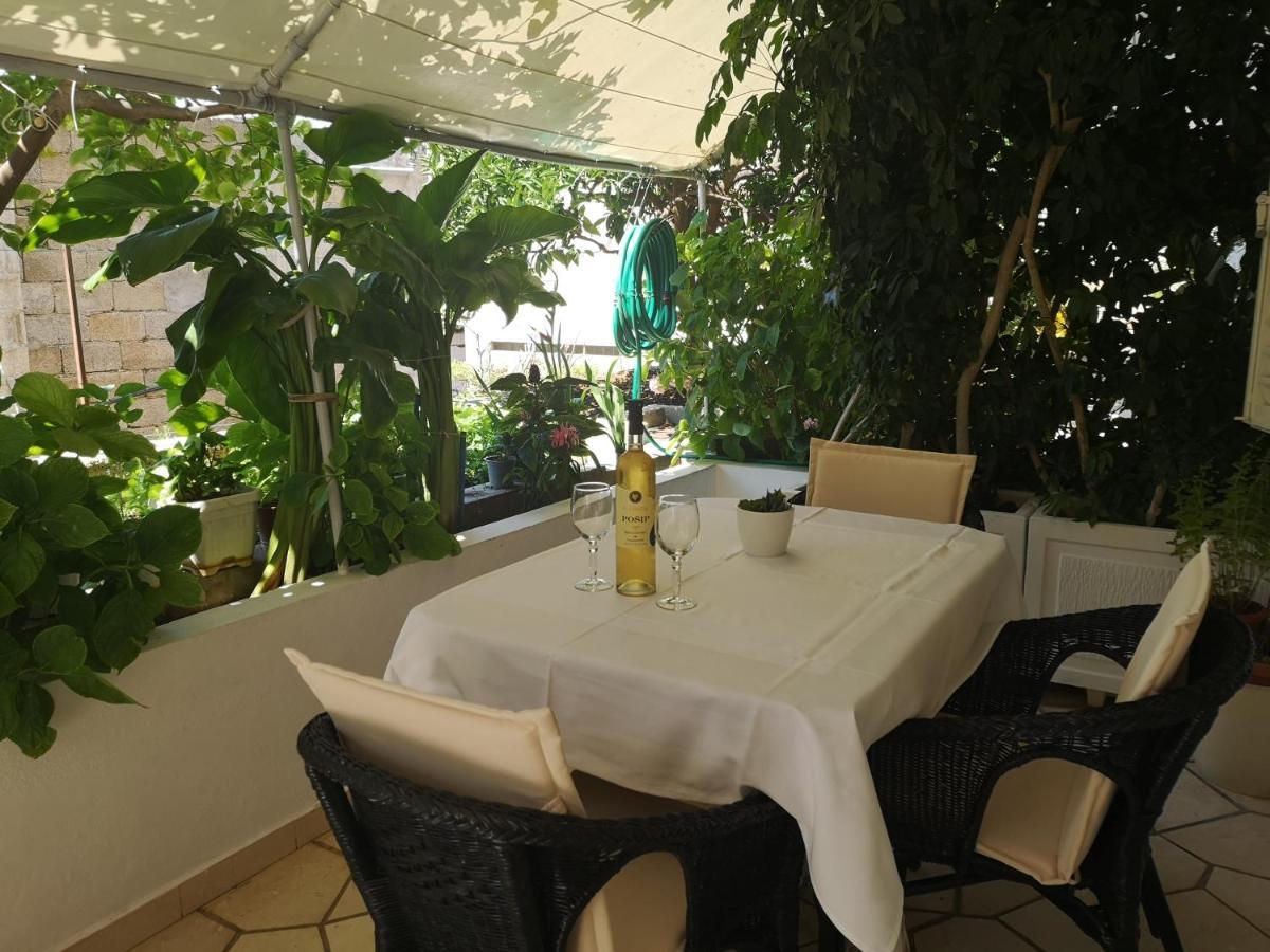 חוואר Apartments & Rooms Anita מראה חיצוני תמונה