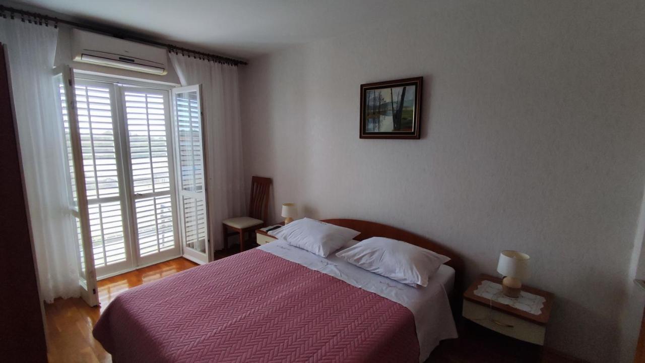 חוואר Apartments & Rooms Anita מראה חיצוני תמונה