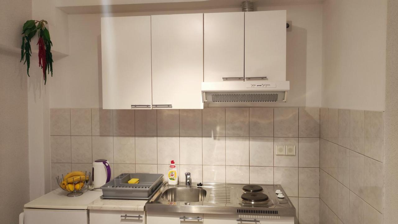 חוואר Apartments & Rooms Anita מראה חיצוני תמונה
