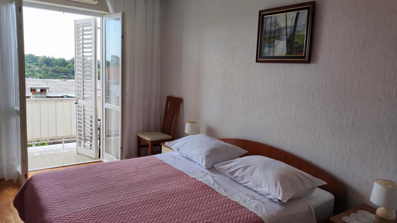 חוואר Apartments & Rooms Anita מראה חיצוני תמונה
